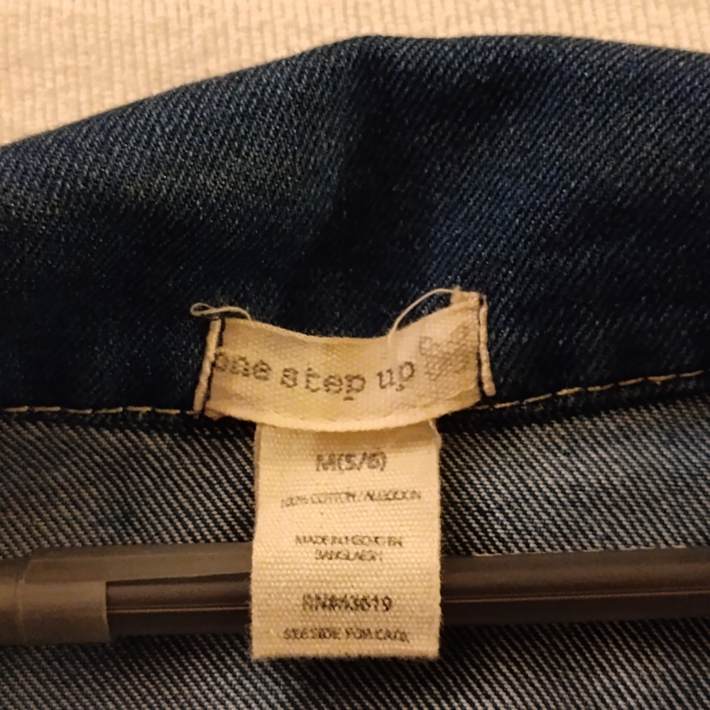 Jean jacket - Picture 3 of 5